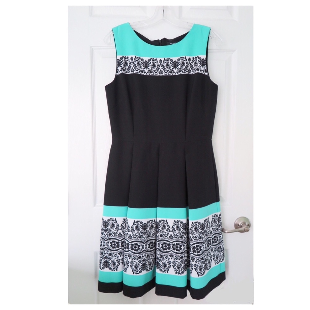 Tahari | Leslie Sleeveless Fit & Flare Print Dress